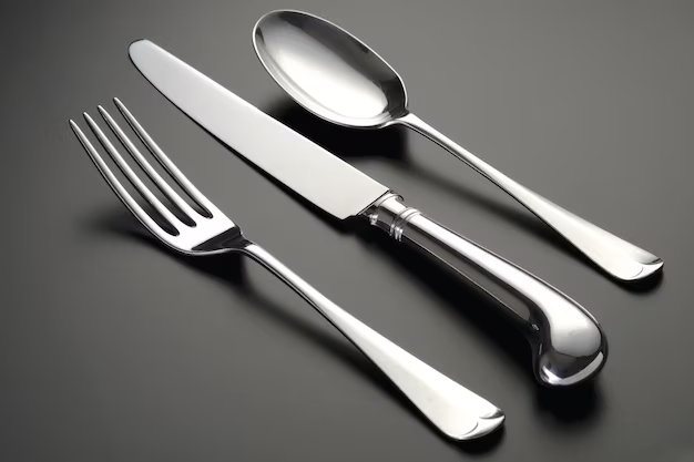  Stainless steel cutlery with tarnish removed
